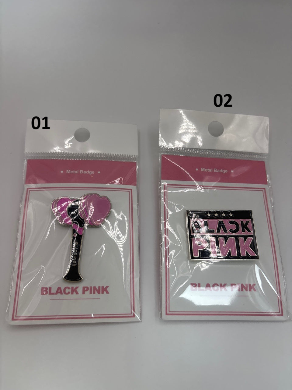 KPOP Lightstick shape metal badge (21 Artists)