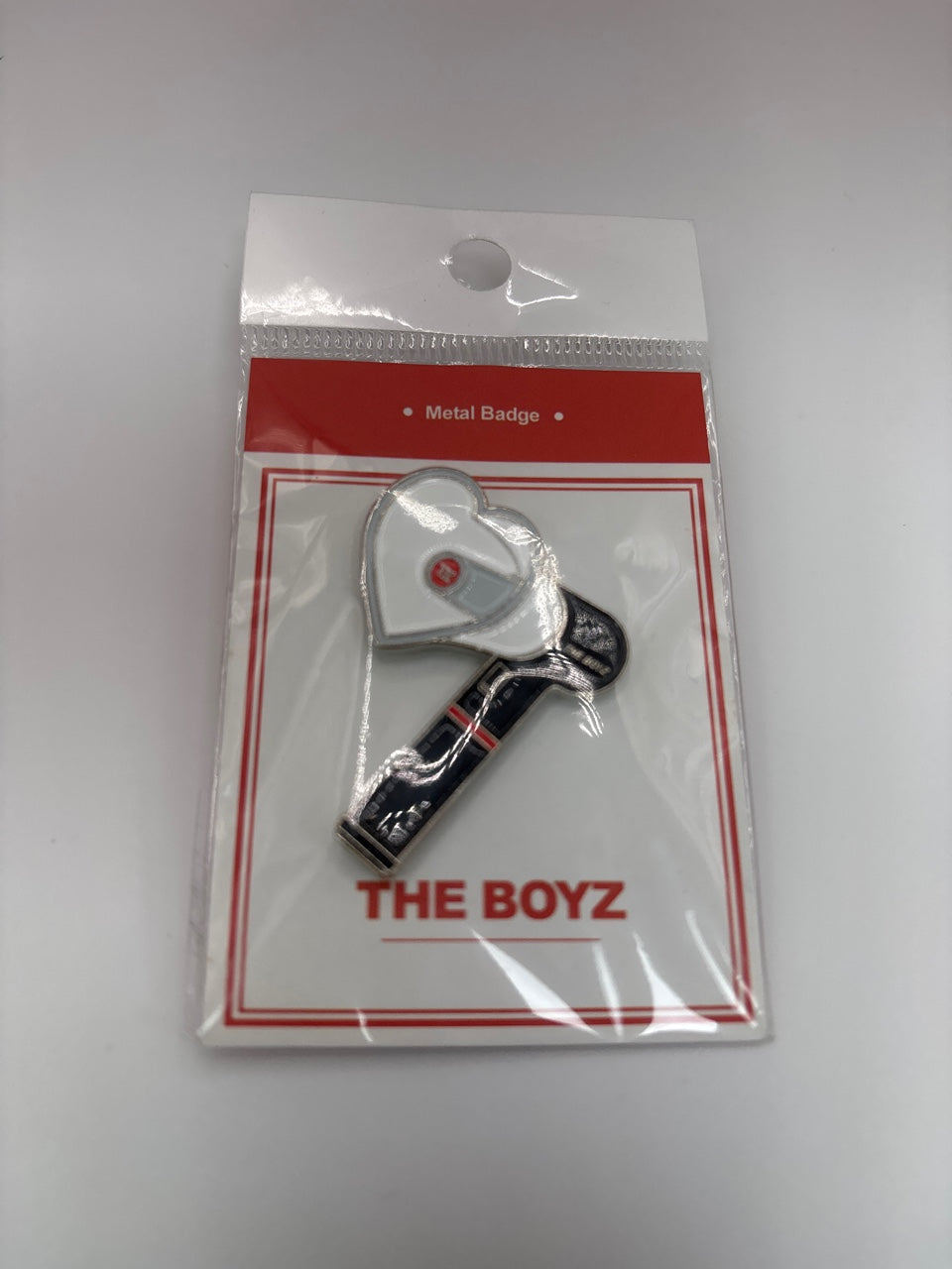 KPOP Lightstick shape metal badge (21 Artists)