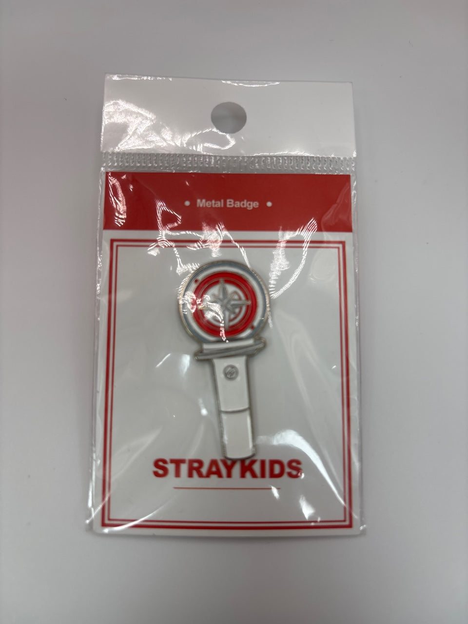 KPOP Lightstick shape metal badge (21 Artists)