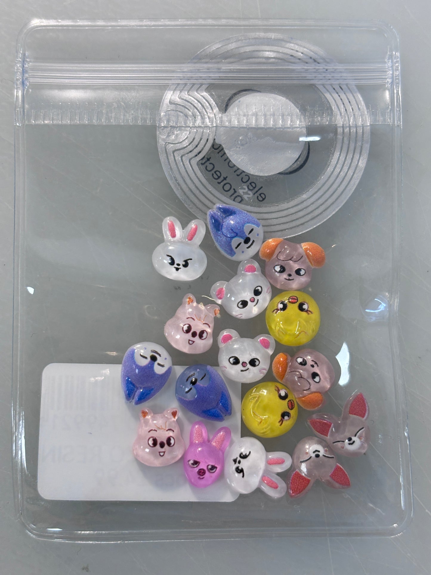 SKZOO DECO RESIN SET_16PCS