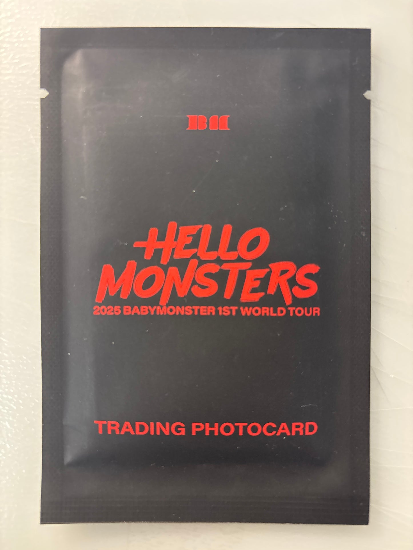 trading card_hello monsters_5 photocards inside