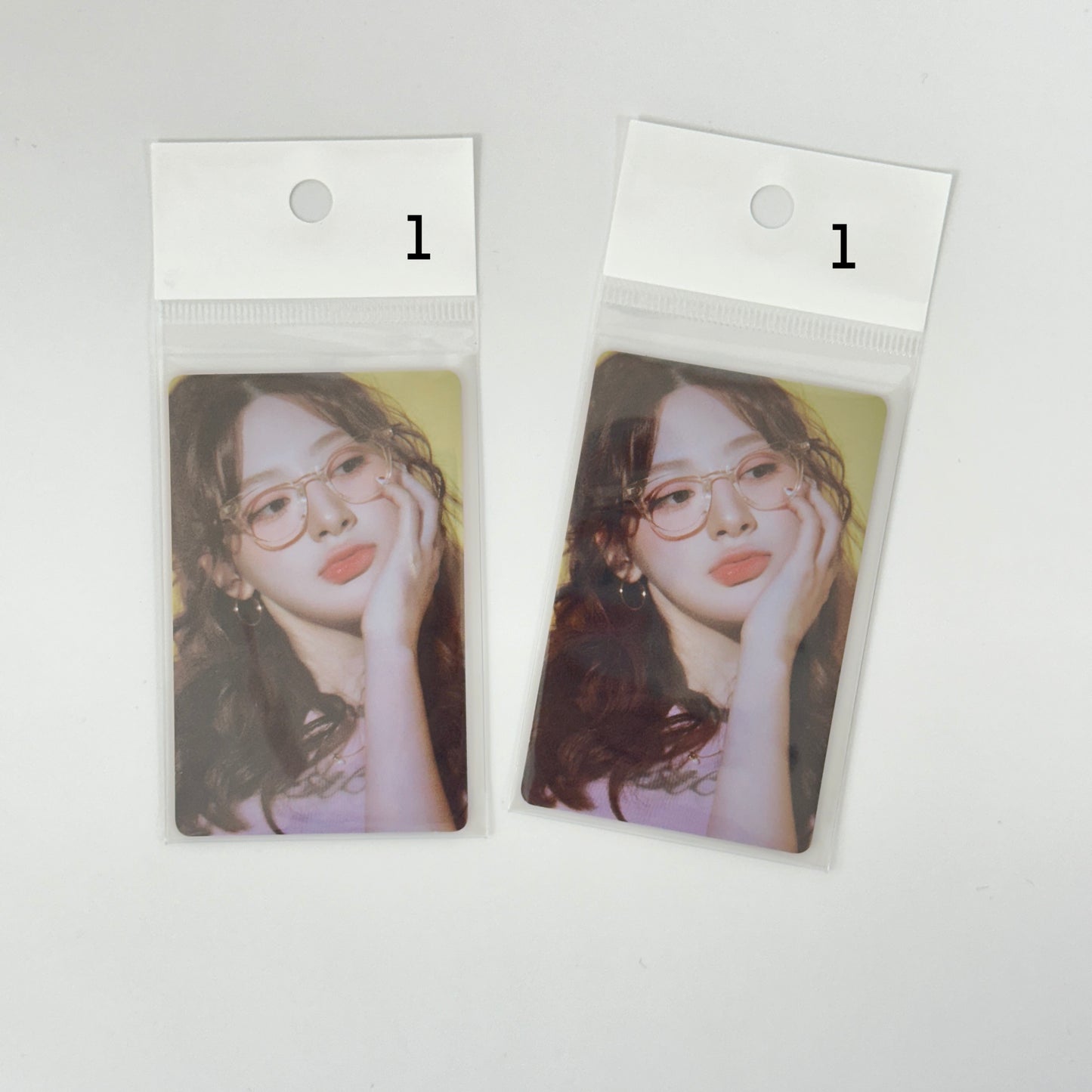 STAYC Official Photocards