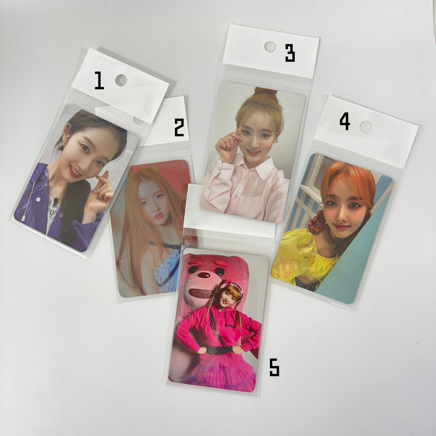STAYC Official Photocards