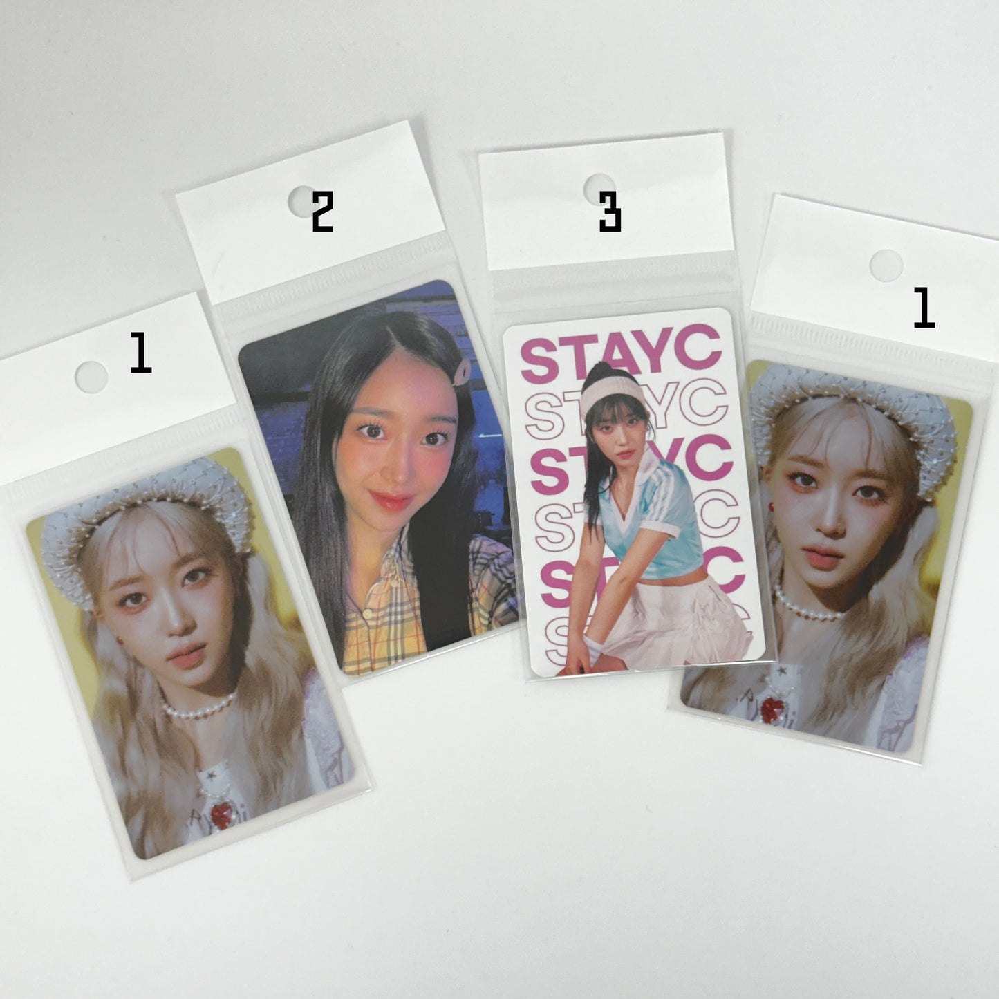 STAYC Official Photocards