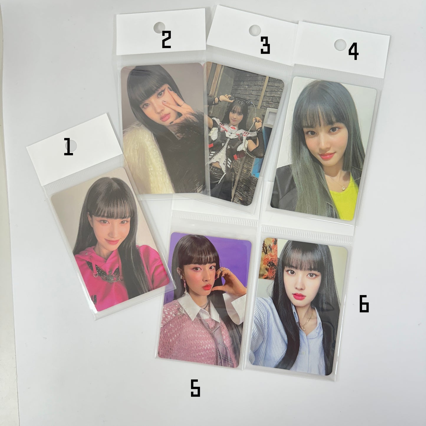 STAYC Official Photocards