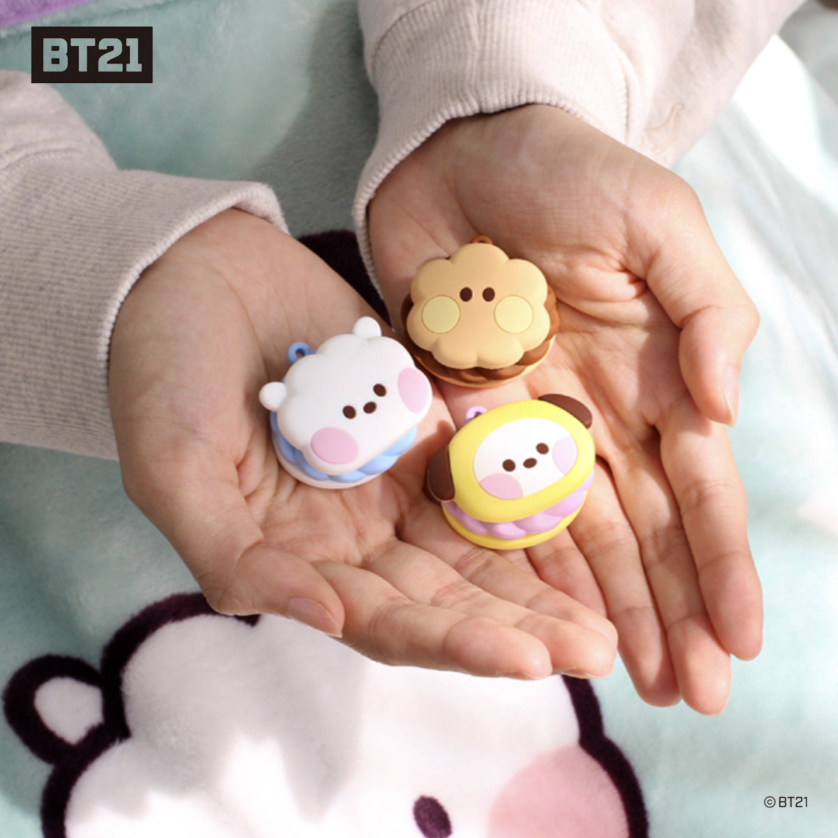 BT21 Minini Maracon Key Ring