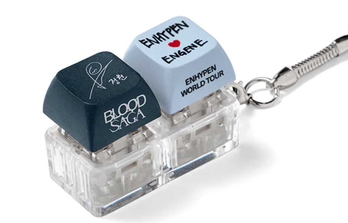 ENHYPEN_['BLOOD_SAGA' WORLD_TOUR_RANDOM_Official KEYCAP KEYRING]