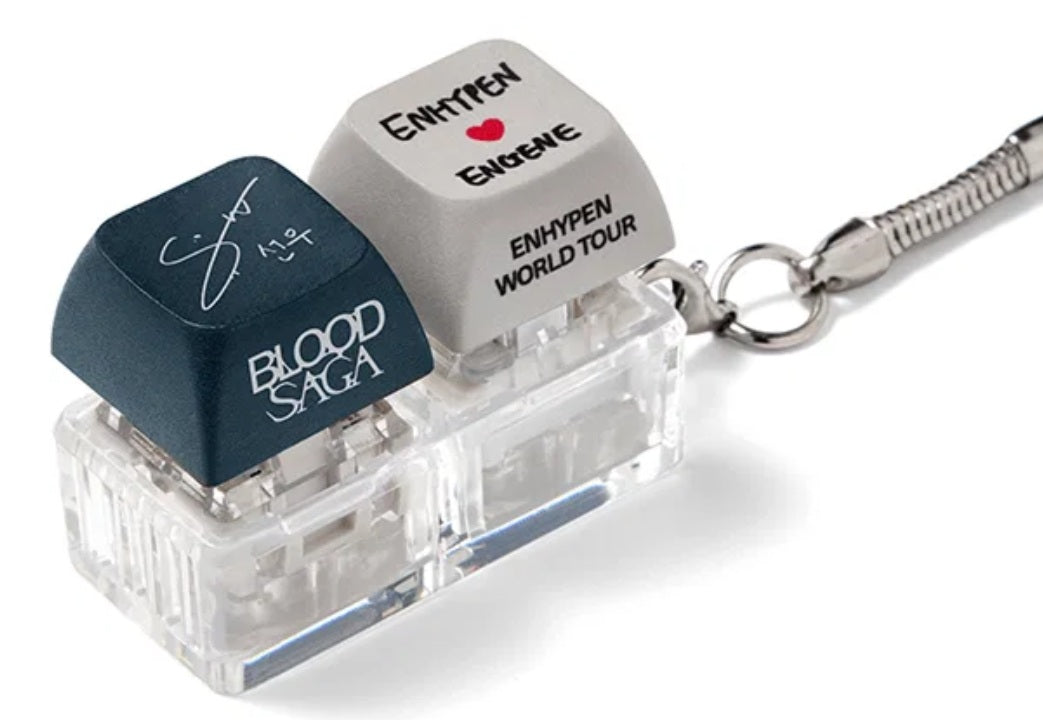 ENHYPEN_['BLOOD_SAGA' WORLD_TOUR_RANDOM_Official KEYCAP KEYRING]