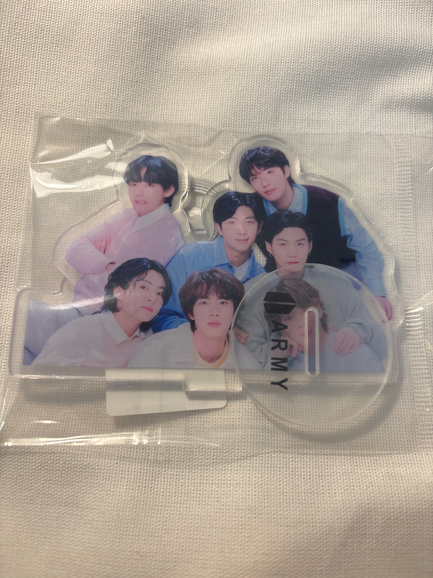 BTS ACRYLIC STAND (8 OPTIONS)