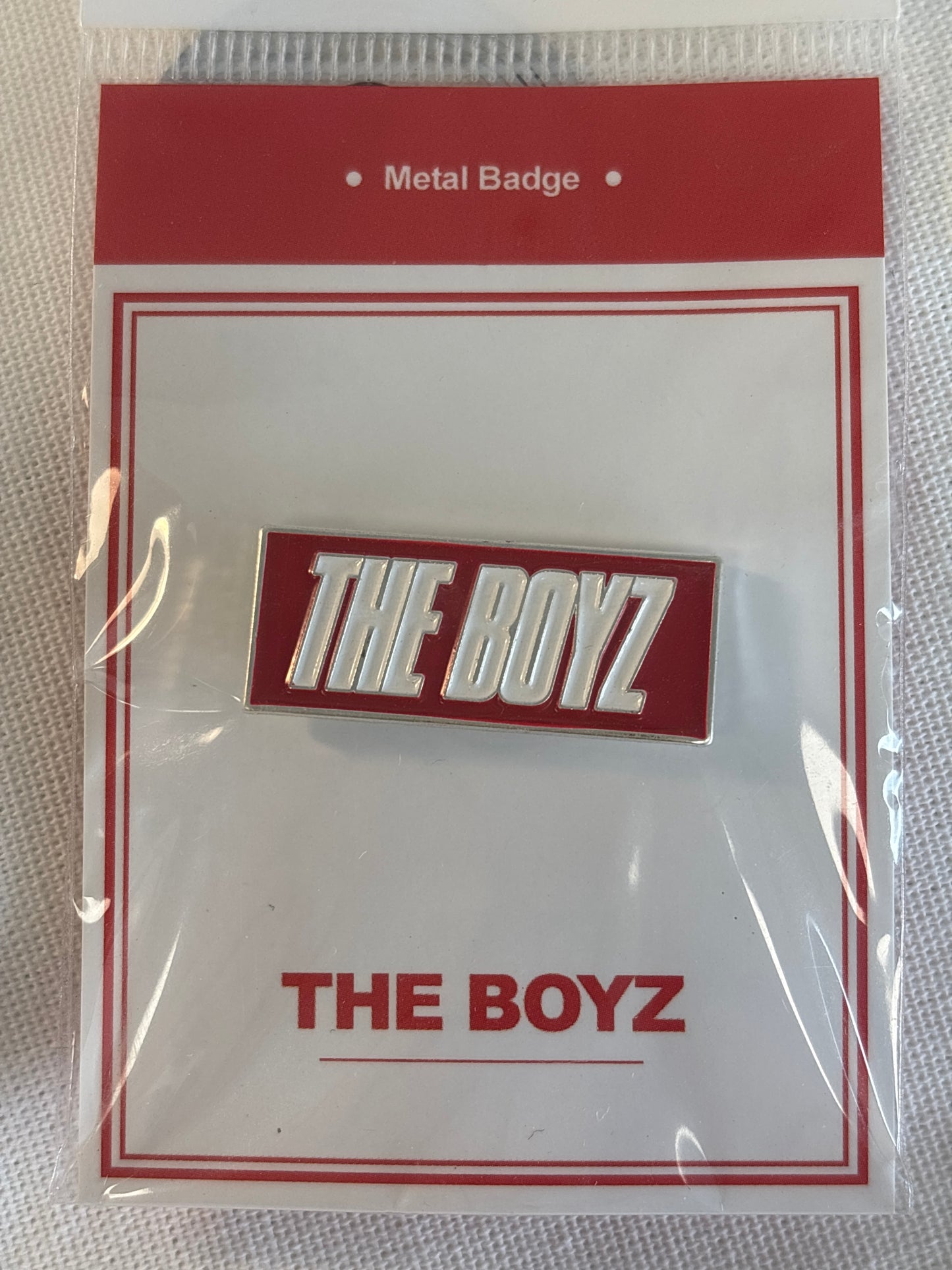 KPOP Lightstick shape metal badge