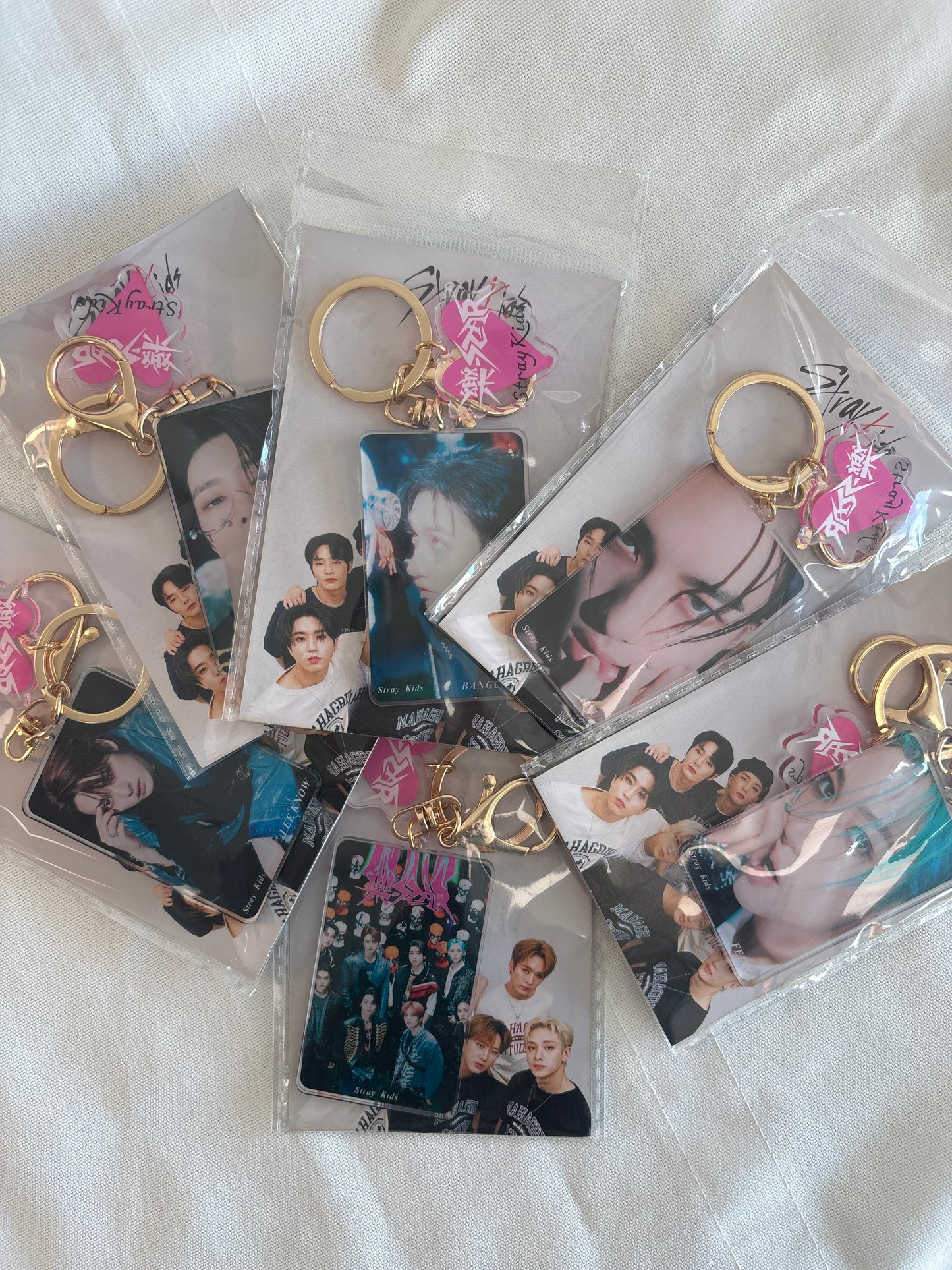 STRAY KIDS [ROCK STAR] KEY CHAIN