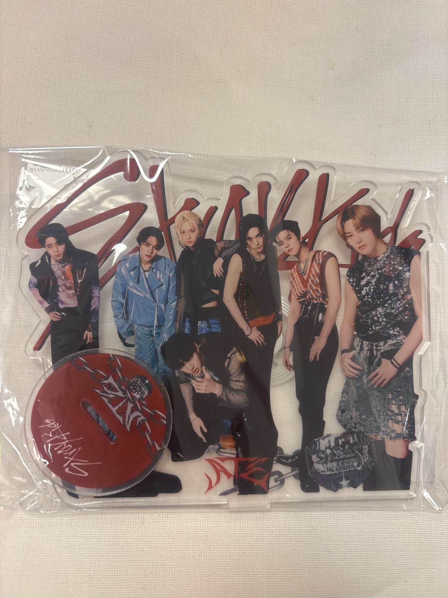 STRAY KIDS ACRYLIC STAND (7 OPTIONS)