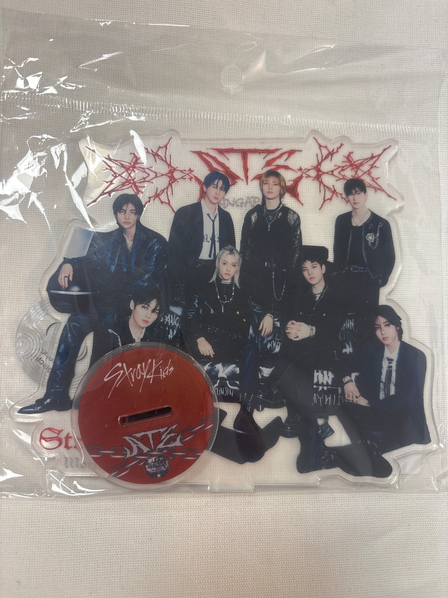 STRAY KIDS ACRYLIC STAND (7 OPTIONS)