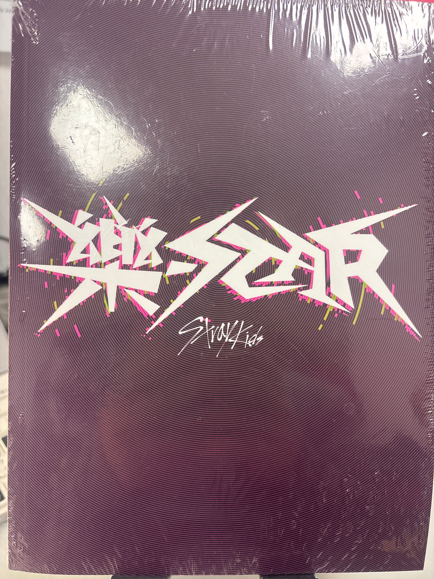 STRAY KIDS ROCKSTAR SPECIAL ALBUM(LIMITED Ver.)