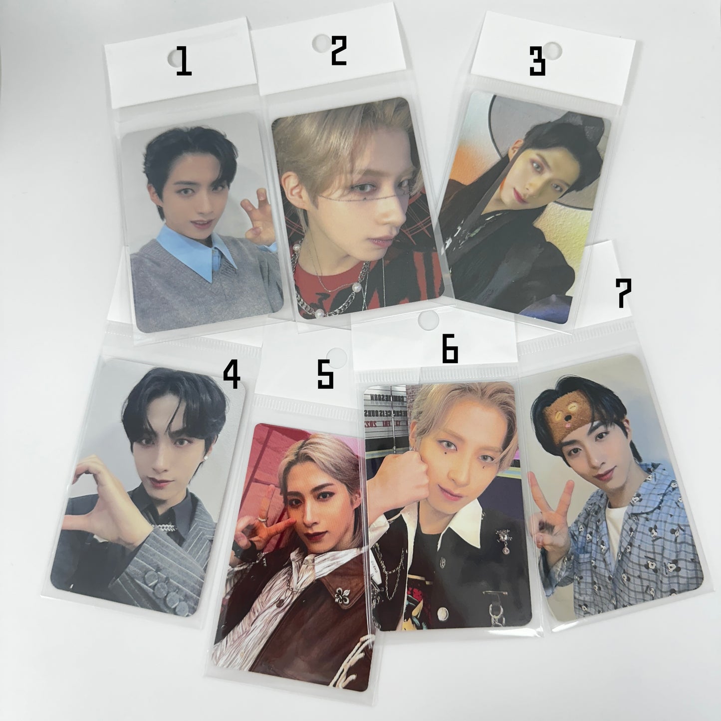 ONEUS Official Photocards